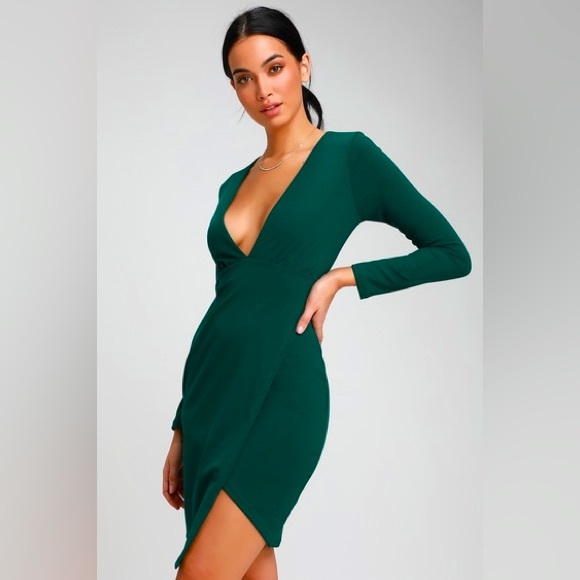 Lulus Dresses & Skirts - Lulu’s Make it Hot Emerald Green Long Sleeve Bodycon Dress - Size Large